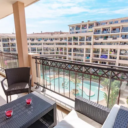 Le Chill, Terrasse - Parking - Piscine - Clim דירה *